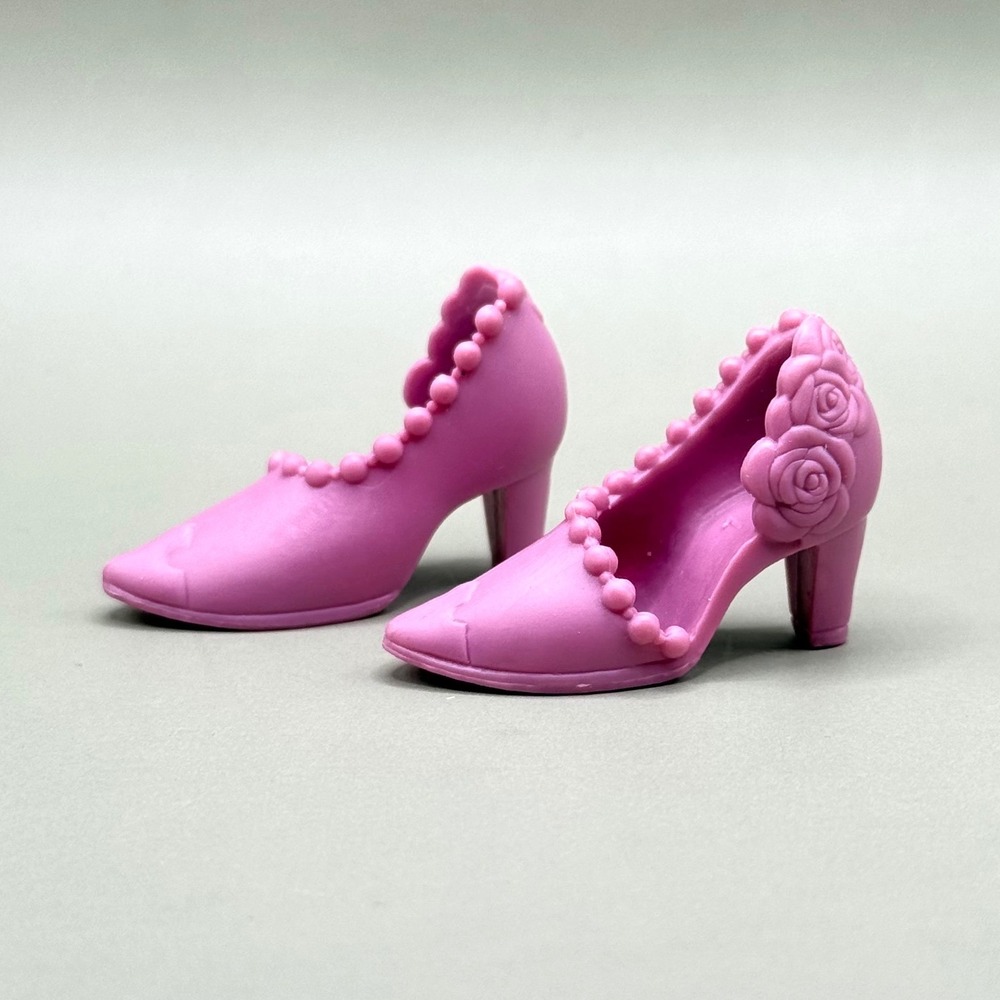 Disney Descendants 2 Isle Style Switch Mal Doll Shoes Purple Rose Heel Accessory